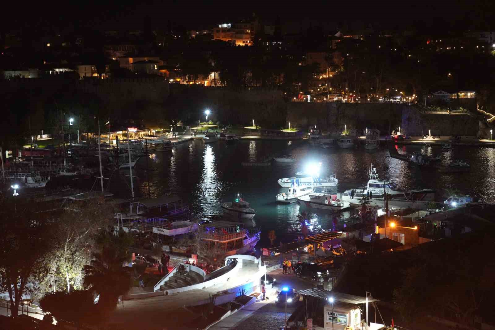 Antalya Valisi Şahin: "Aralık ayında DEAŞ&rsquo;e y&ouml;nelik 20 operasyon d&uuml;zenlendi"
