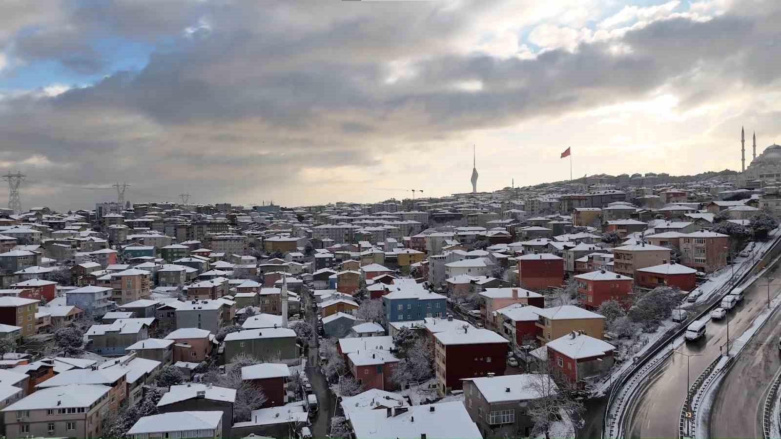 Karın sefasını &ccedil;ocuklar s&uuml;rd&uuml;, cefasını b&uuml;y&uuml;kler &ccedil;ekti
