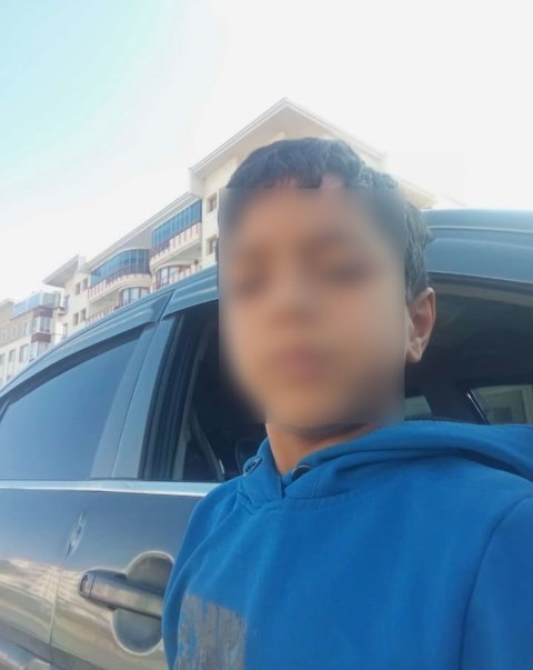 K&ouml;peklerin saldırısına uğrayan &ccedil;ocuğu kurtaran komşu: 