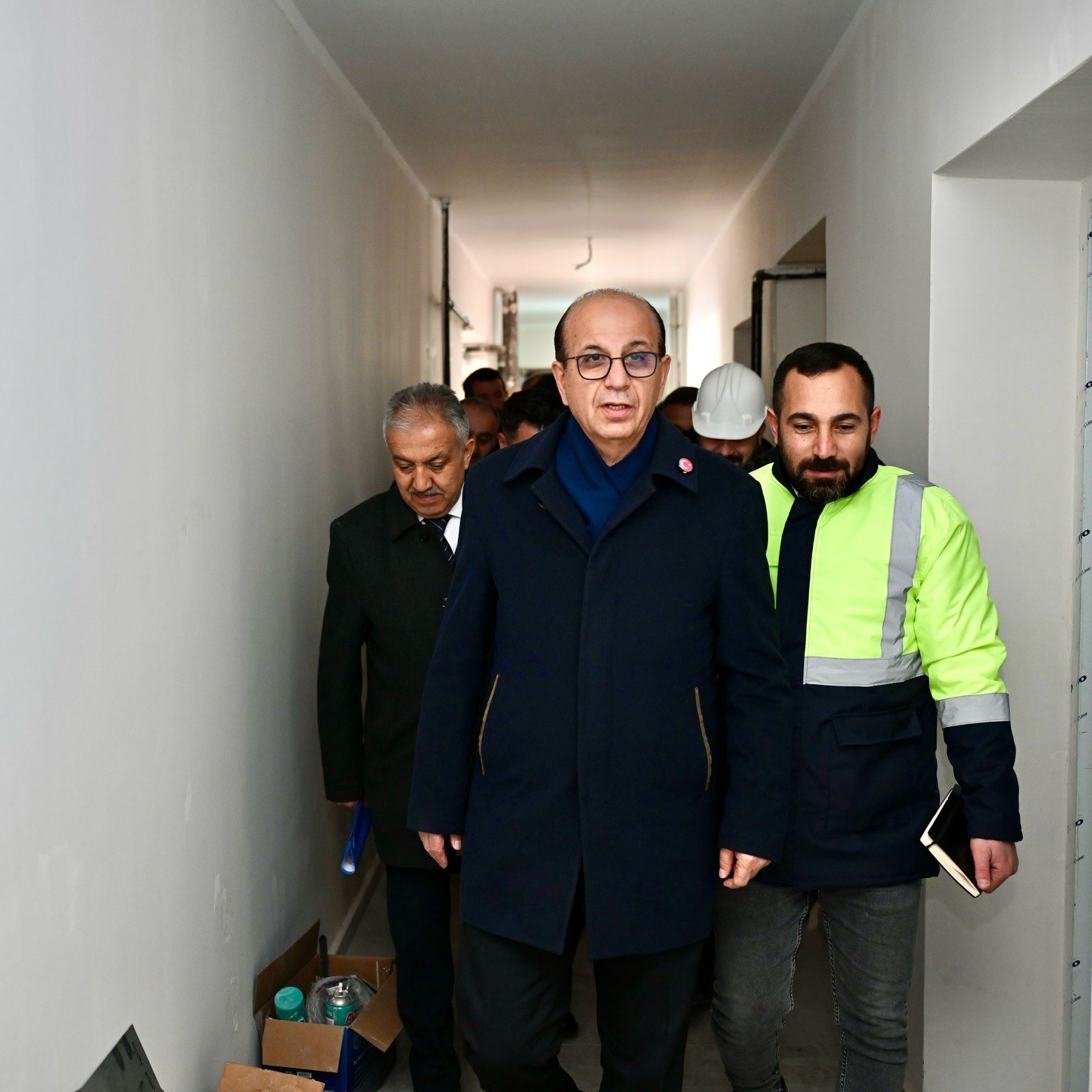 Başkan Ge&ccedil;it, "Yeşil yaşam evleri Yeşilyurt&rsquo;un geleceğine değer katıyor"
