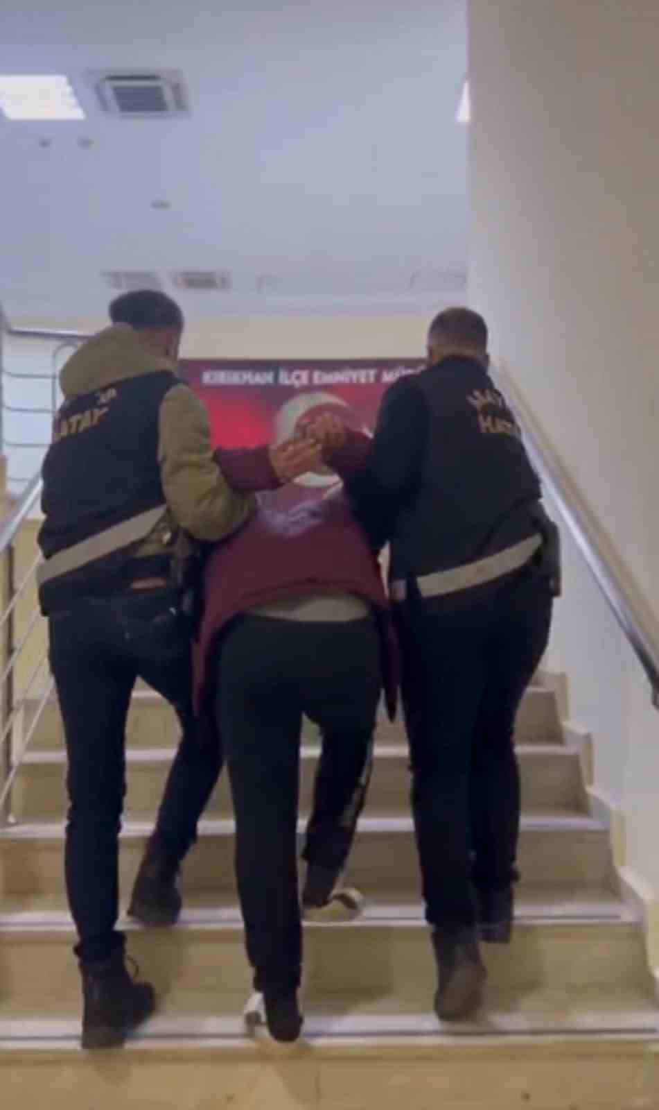 Kırıkhan&rsquo;da uyuşturucu operasyonu: 1 g&ouml;zaltı
