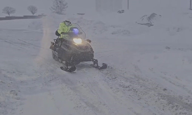 Yoğun kar ve buzlanmaya karşı Bitlis&rsquo;te kar motorlu &ouml;nlem
