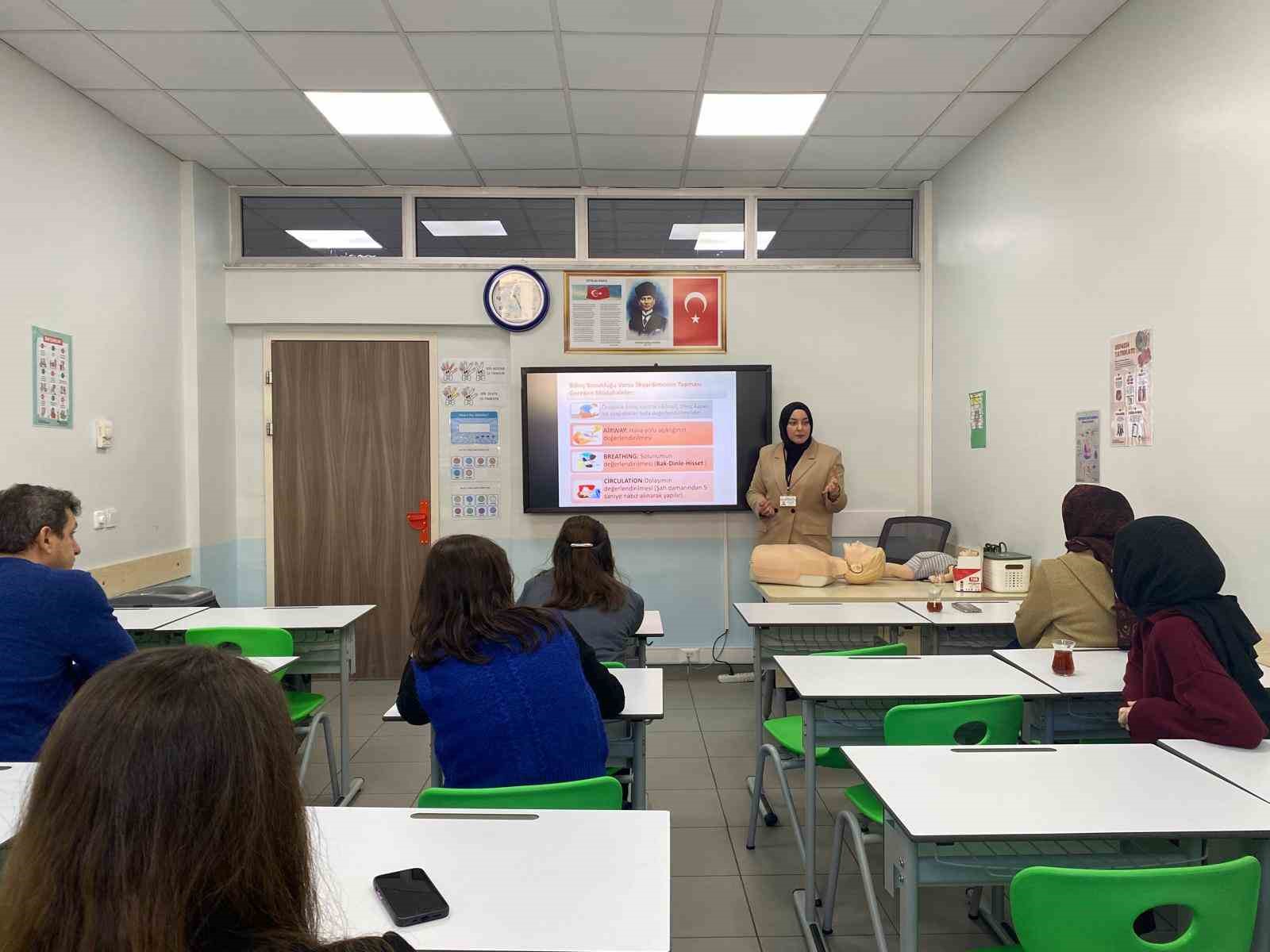 2025’te 7 bin vatandaşa ilk yardım eğitimi