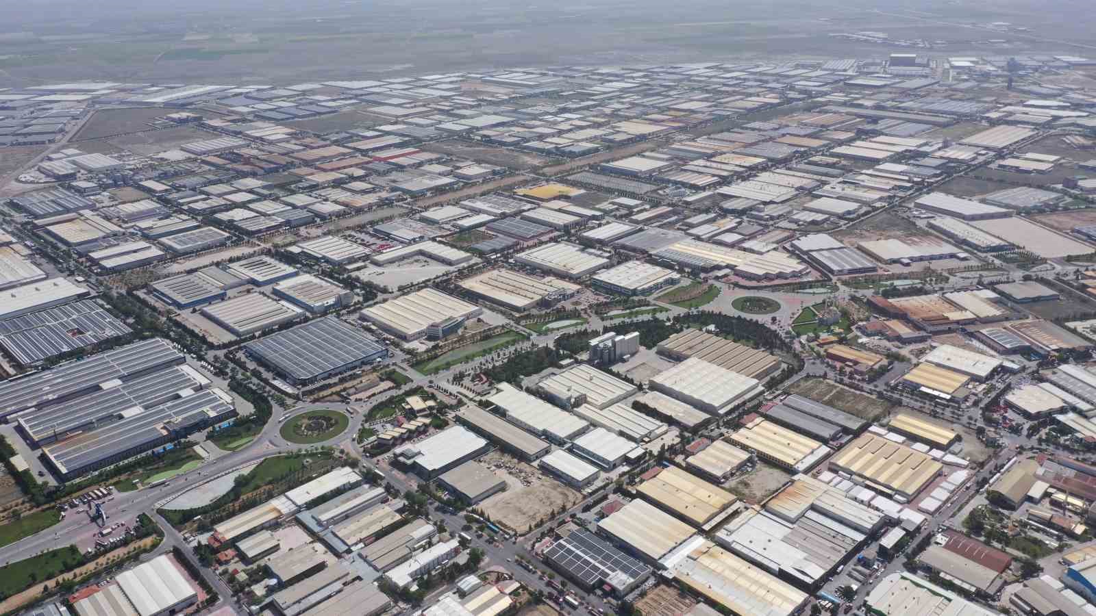 Başkan B&uuml;y&uuml;keğen: "Konya sanayisi zor şartlara rağmen ihracat direncini korudu"
