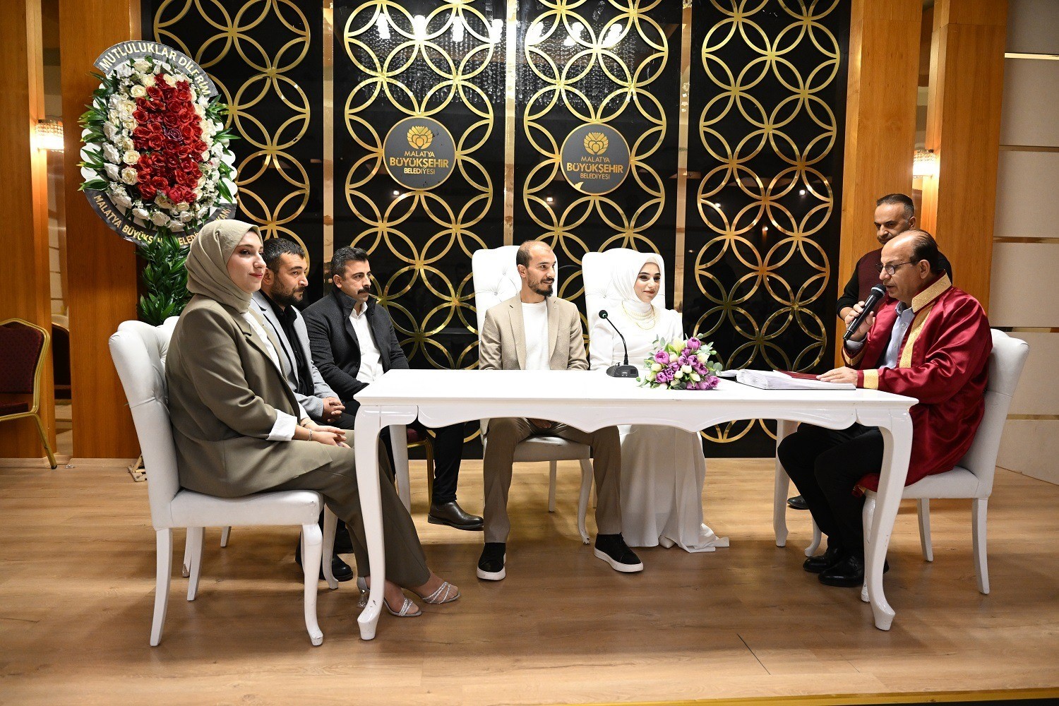 Yeşilyurt Belediyesi&rsquo;nden Şehit ve Gazi Ailelerine &uuml;cretsiz nikah hizmeti
