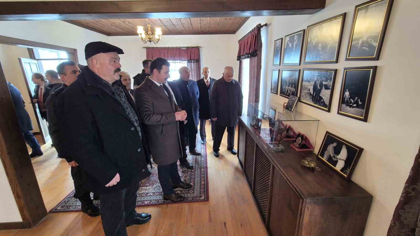 D&uuml;nya ve Olimpiyat Şampiyonu Hamit Kaplan, vefatının 50. yılında anıldı
