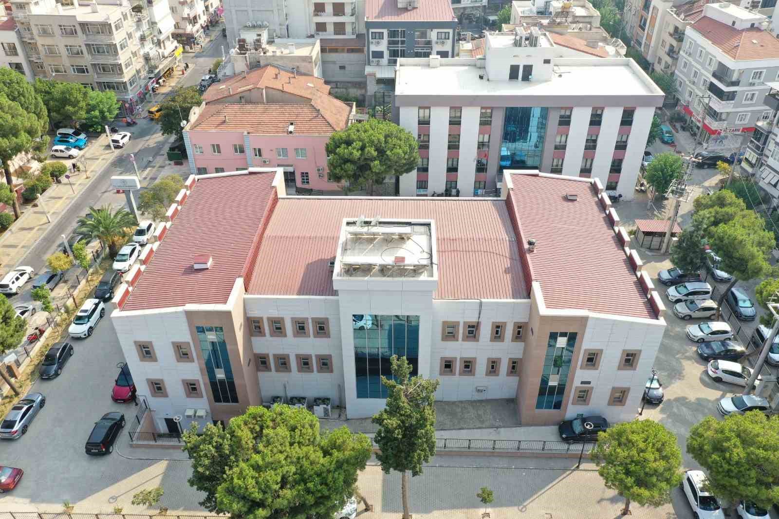 Manisa&rsquo;da 2025&rsquo;te 11 milyon muayene, 145 bin ameliyat yapıldı
