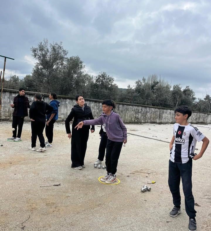 Ula&rsquo;da bocce kursları d&ouml;rt mevsim s&uuml;r&uuml;yor
