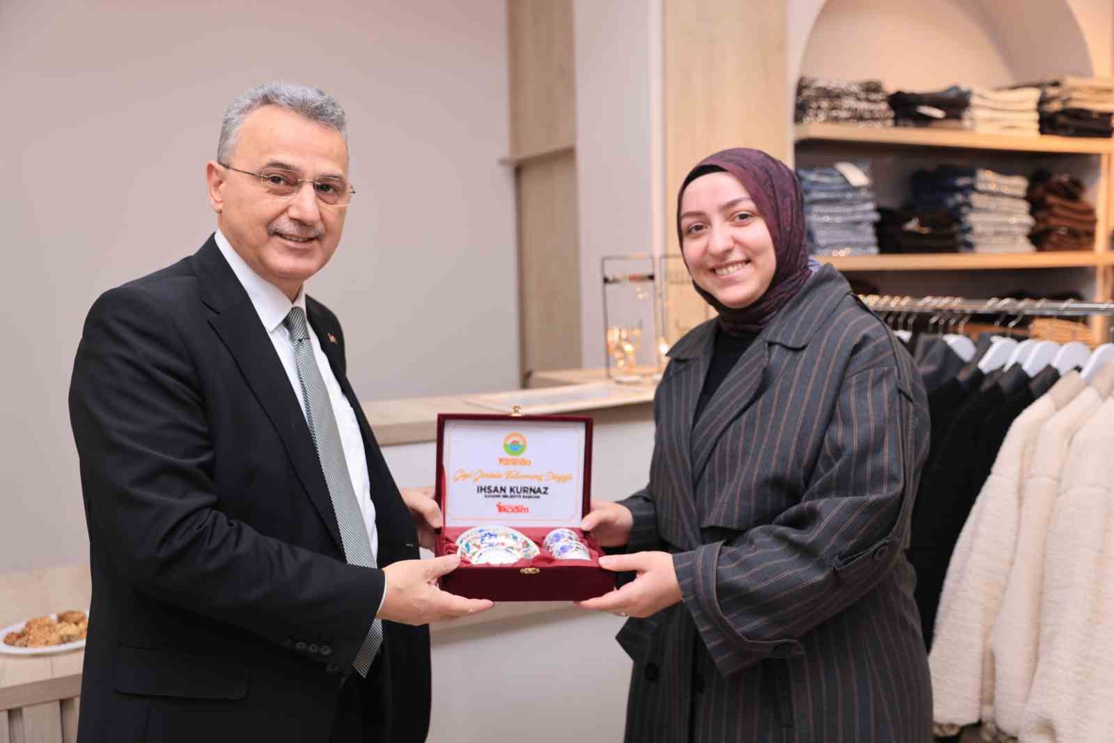 İlkadım&rsquo;dan 2025&rsquo;te 628 işyerine ruhsat
