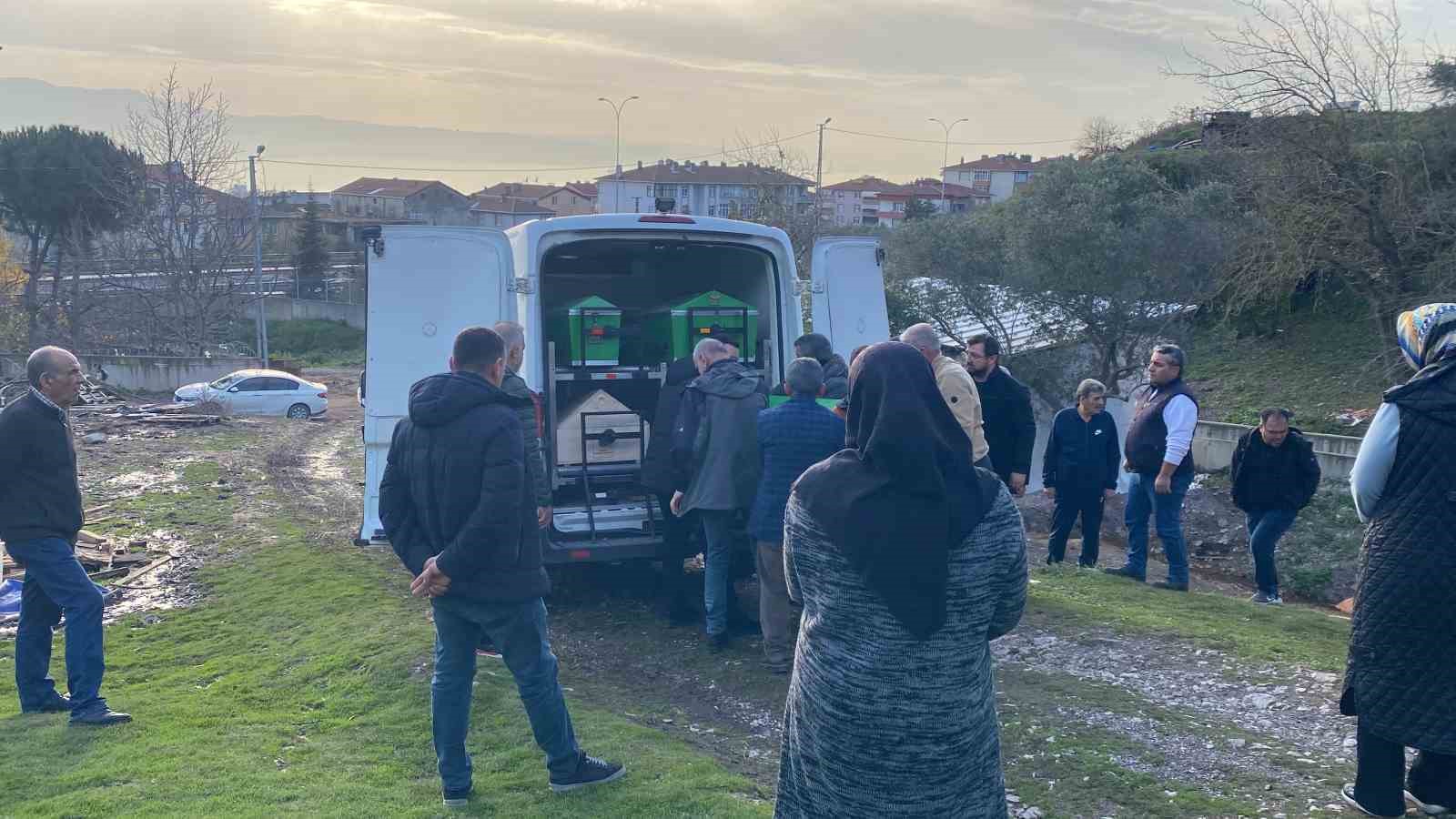 Tavuklarına yem vermek i&ccedil;in gittiği bah&ccedil;ede &ouml;l&uuml; bulundu
