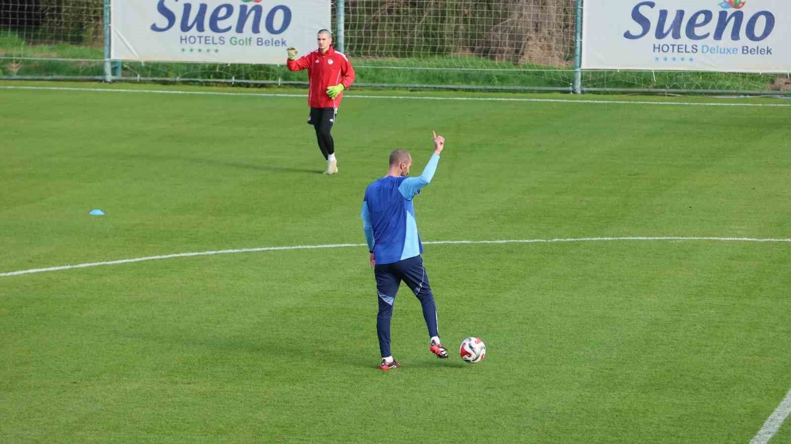 Gaziantep FK, hazırlık ma&ccedil;ında FC Petrolul Ploiești ile berabere kaldı
