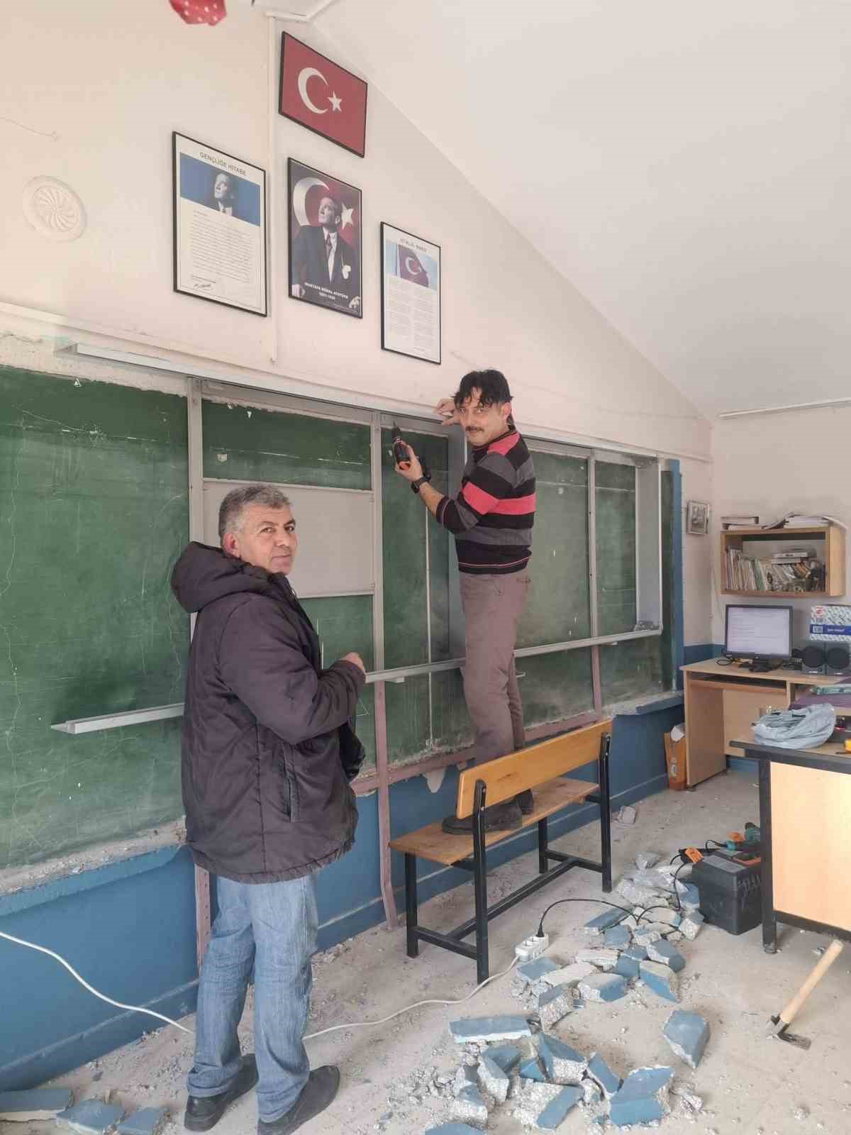 Sığırtma&ccedil;lı İlkokulu&rsquo;nda teknolojiyle eğitim hamlesi
