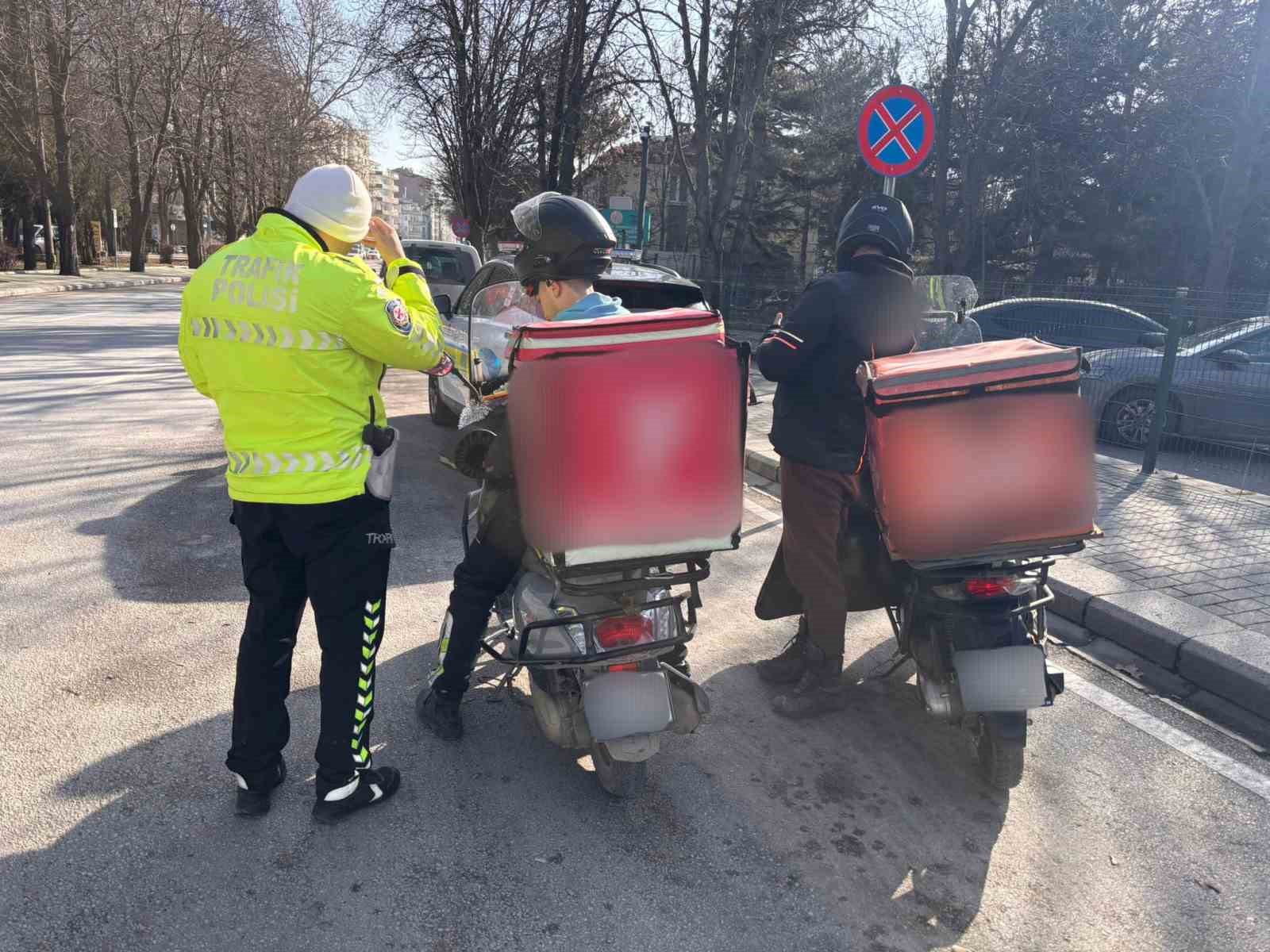 Polis ekiplerince 205 motosiklet ve motorlu bisiklet s&uuml;r&uuml;c&uuml;s&uuml; denetlendi
