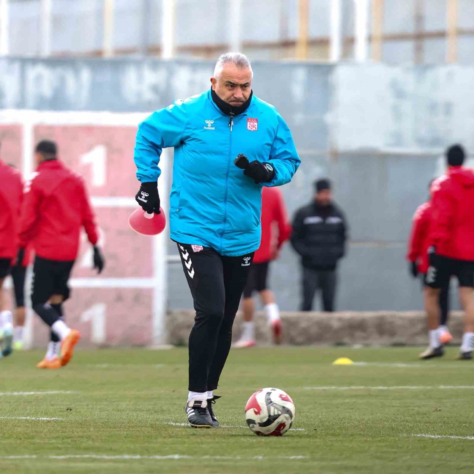 Sivasspor’dan Mehmet Altıparmak için açıklama