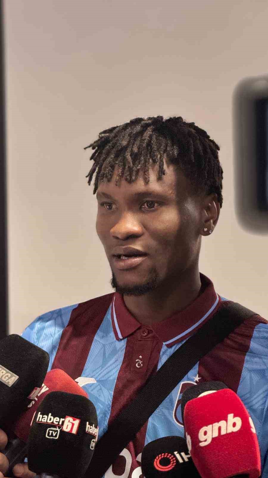 Chibuike Nwaiwu’ya Trabzon’da coşkulu karşılama