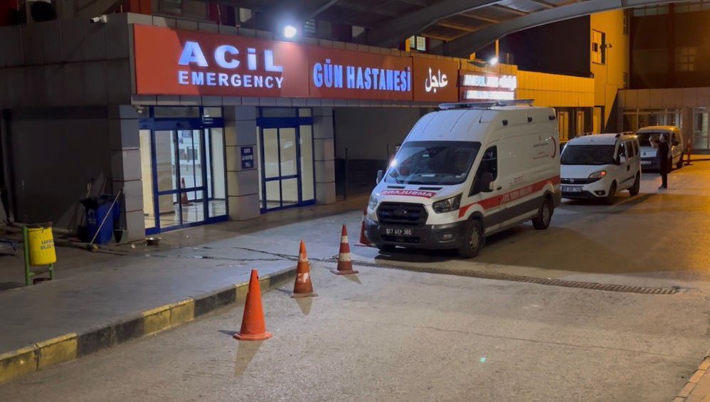 Gaziantep&rsquo;te 15 yaşındaki &ccedil;ocuğun bı&ccedil;akladığı arkadaşı hayatını kaybetti