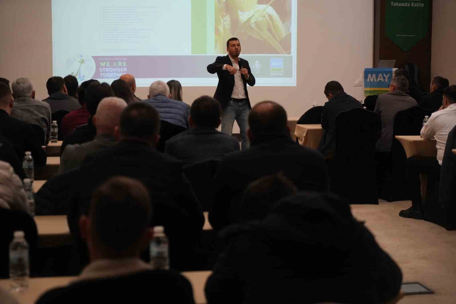 D&uuml;nyanın d&ouml;rt bir yanına tohum ihra&ccedil; eden firmadan Samsun&rsquo;da &ccedil;ift&ccedil;ilere eğitim
