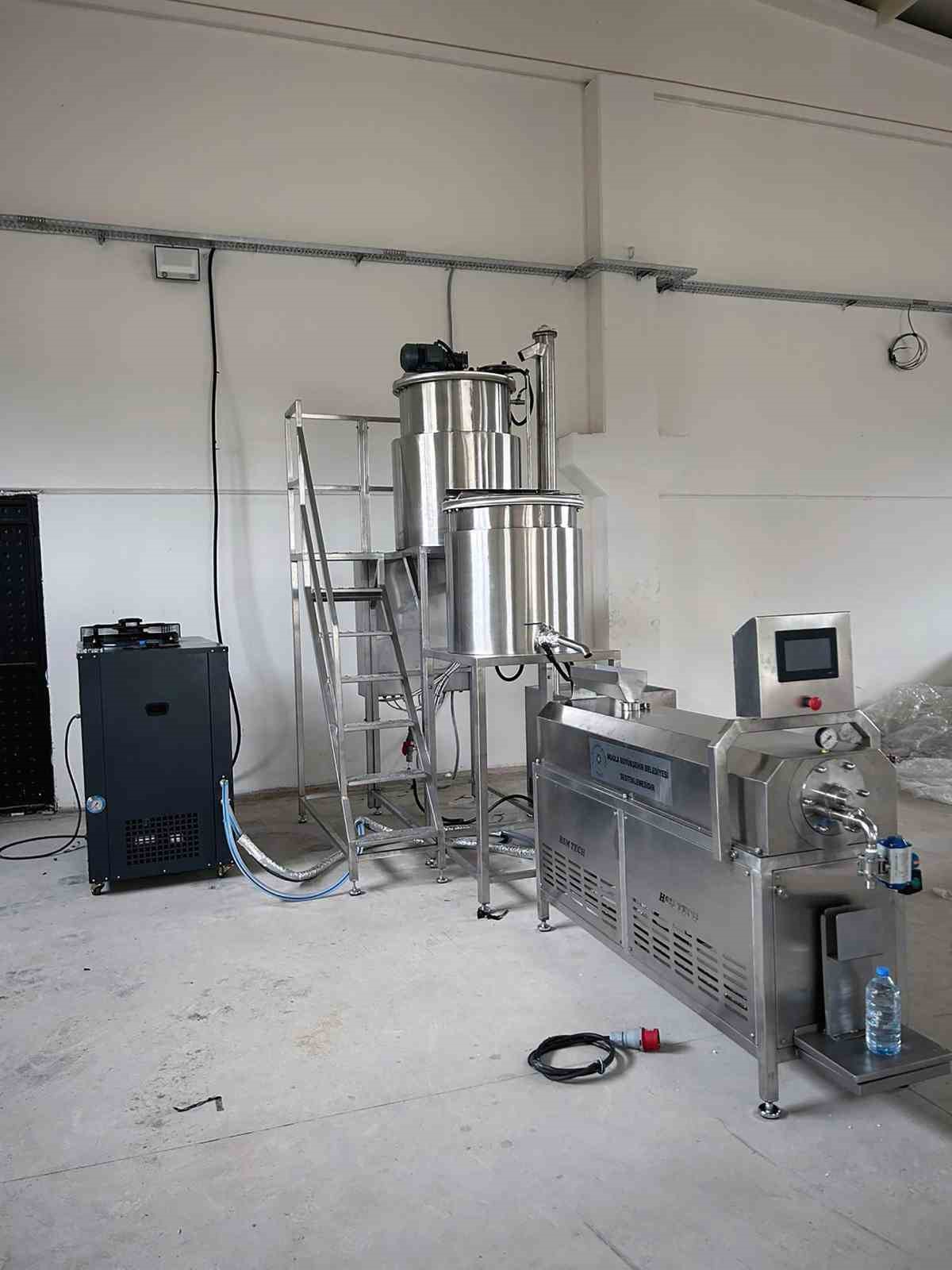 Muğla B&uuml;y&uuml;kşehir Belediyesinden arıcılara maliyet d&uuml;ş&uuml;r&uuml;c&uuml; destek
