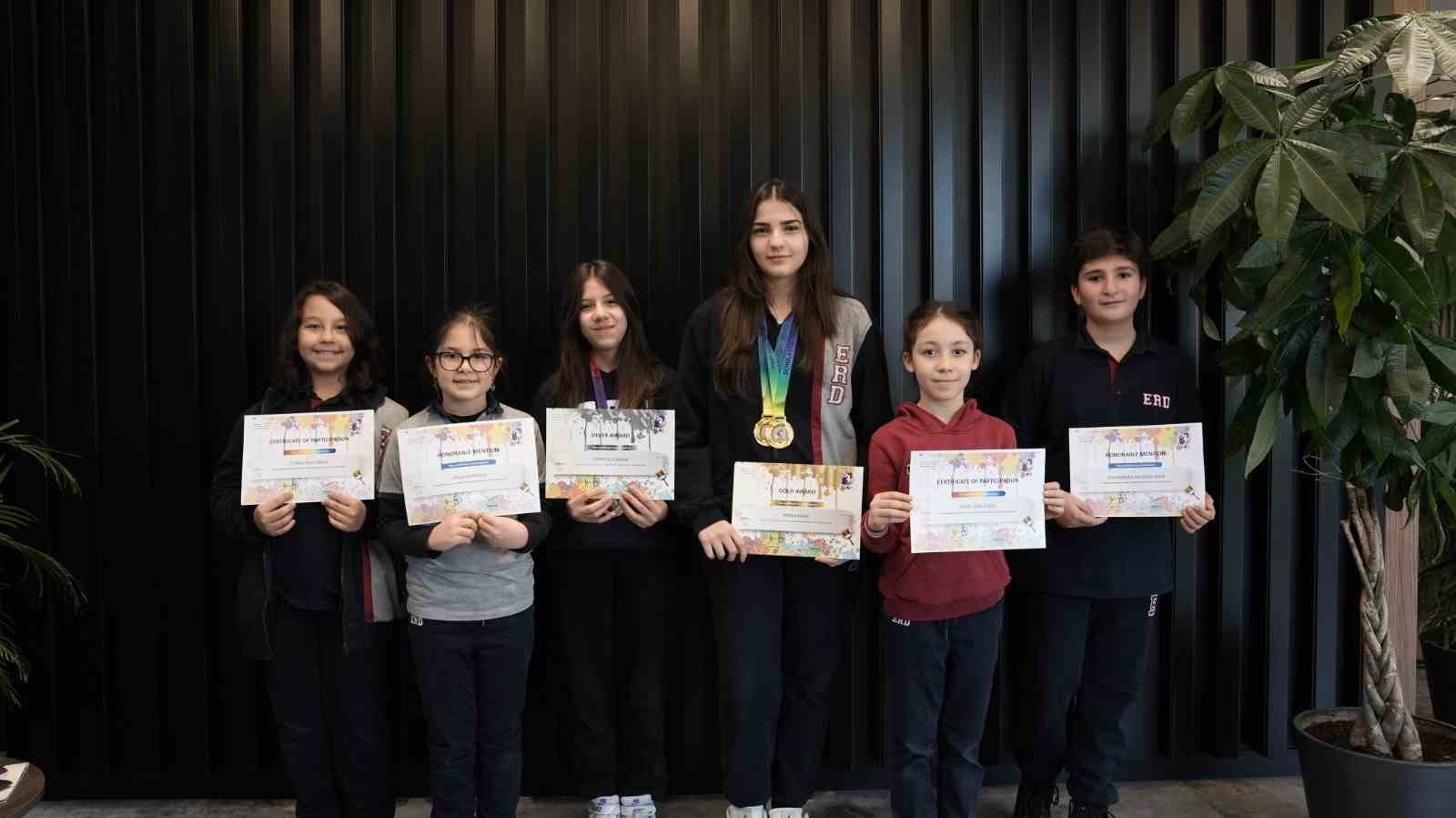 Erdem Koleji&rsquo;nden uluslararası sanat arenasında &ccedil;ok y&ouml;nl&uuml; başarı
