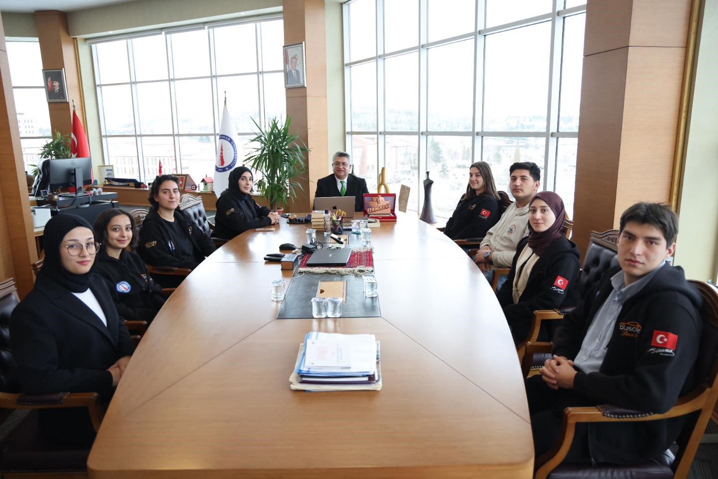 Rekt&ouml;r Kızıltoprak, DUSCART &Ouml;ğrenci Takımını ağırladı
