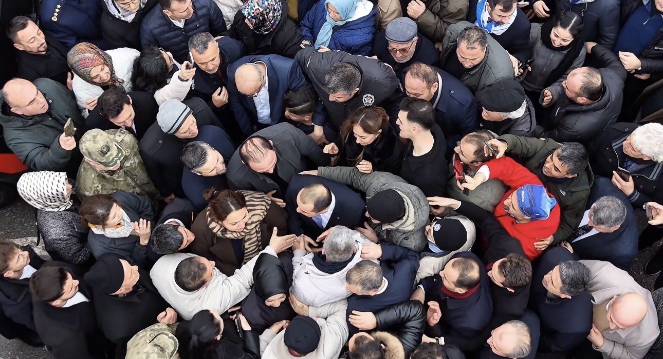 Vali Taşolar&rsquo;a &Ccedil;ankırılardan duygusal veda
