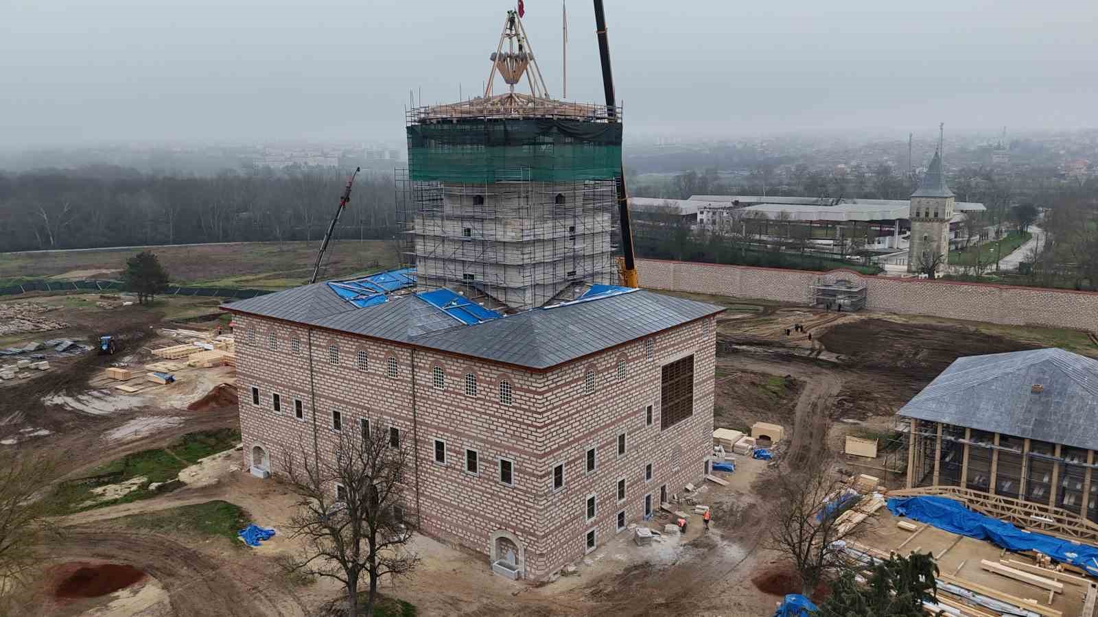 Ecdat mirası Edirne Saray&rsquo;ında &ccedil;alışmaların yarısı tamamlandı
