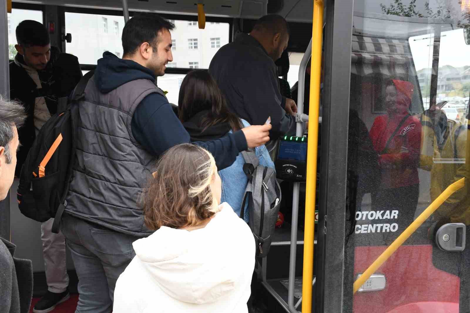 BTT Sınav haftalarında 859 bin &ouml;ğrenci &uuml;cretsiz taşındı
