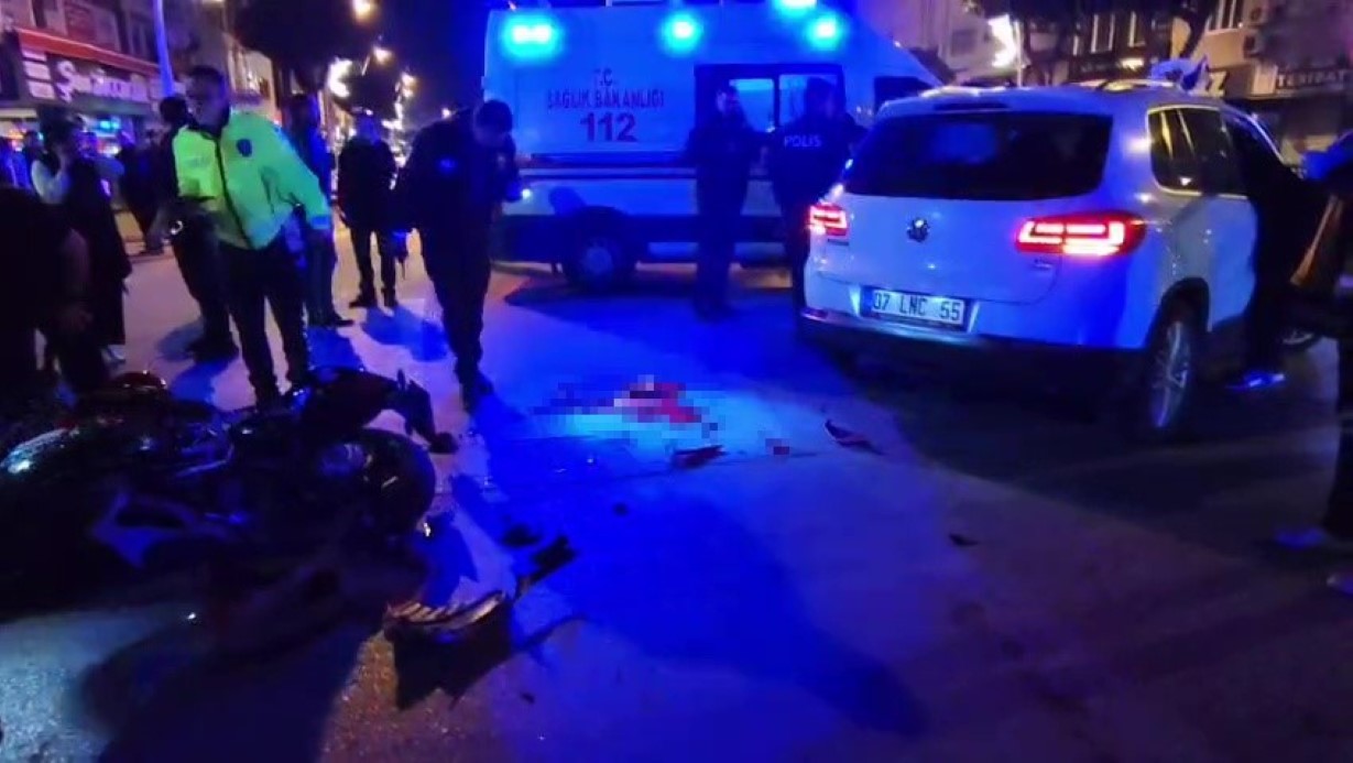 Kaskını kız arkadaşına verip kazada hayatını kaybetmişti, fenomenin &ouml;l&uuml;me gidişi kamerada