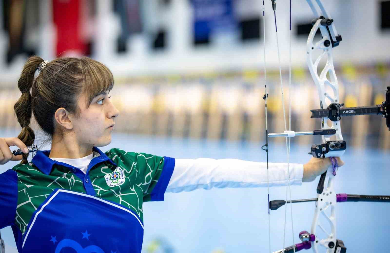Muğla Büyükşehir okçularından kış kupasında iki Gümüş madalya