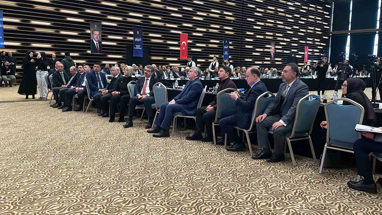 Başkan &Ouml;zg&ouml;k&ccedil;en: "Konya&rsquo;da sahada y&uuml;r&uuml;tm&uuml;ş olduğumuz &ccedil;alışmalar neticesinde &uuml;ye sayımız arttı"
