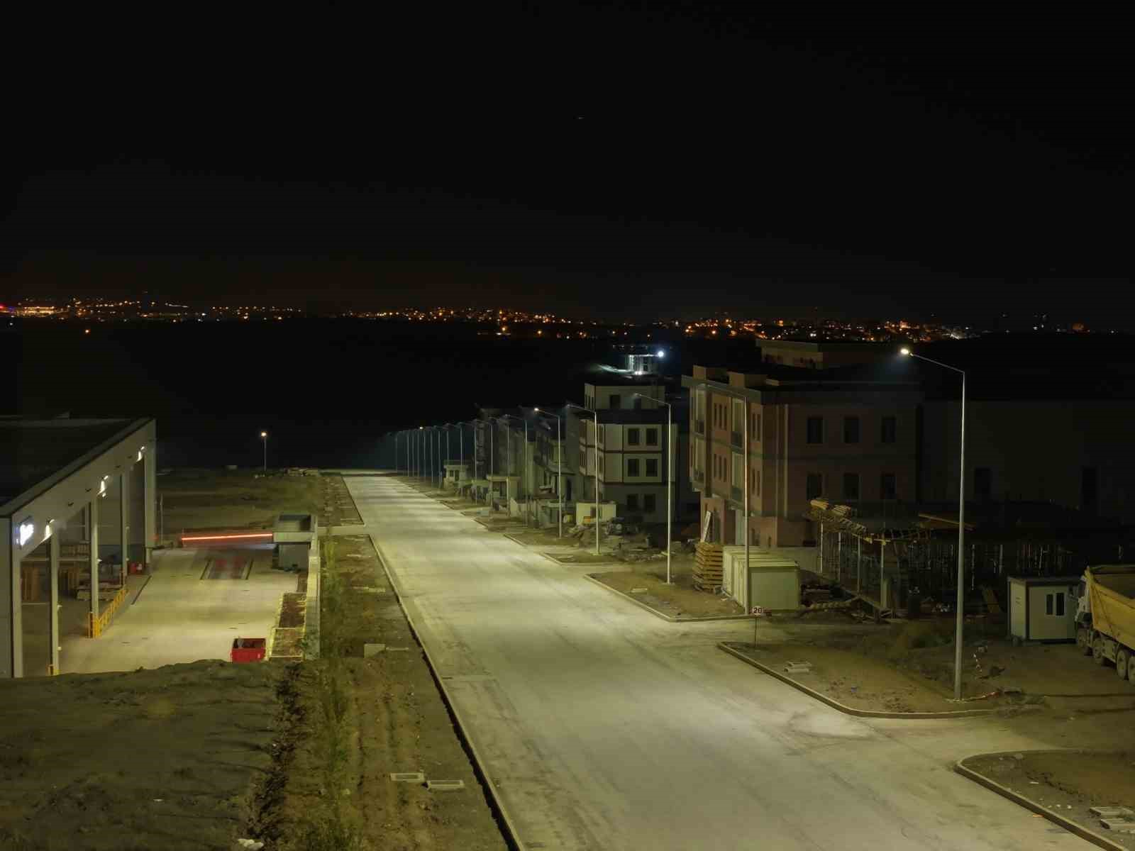 Yalova Makine İhtisas OSB&rsquo;de yeni nesil elektrik ve aydınlatma altyapısı
