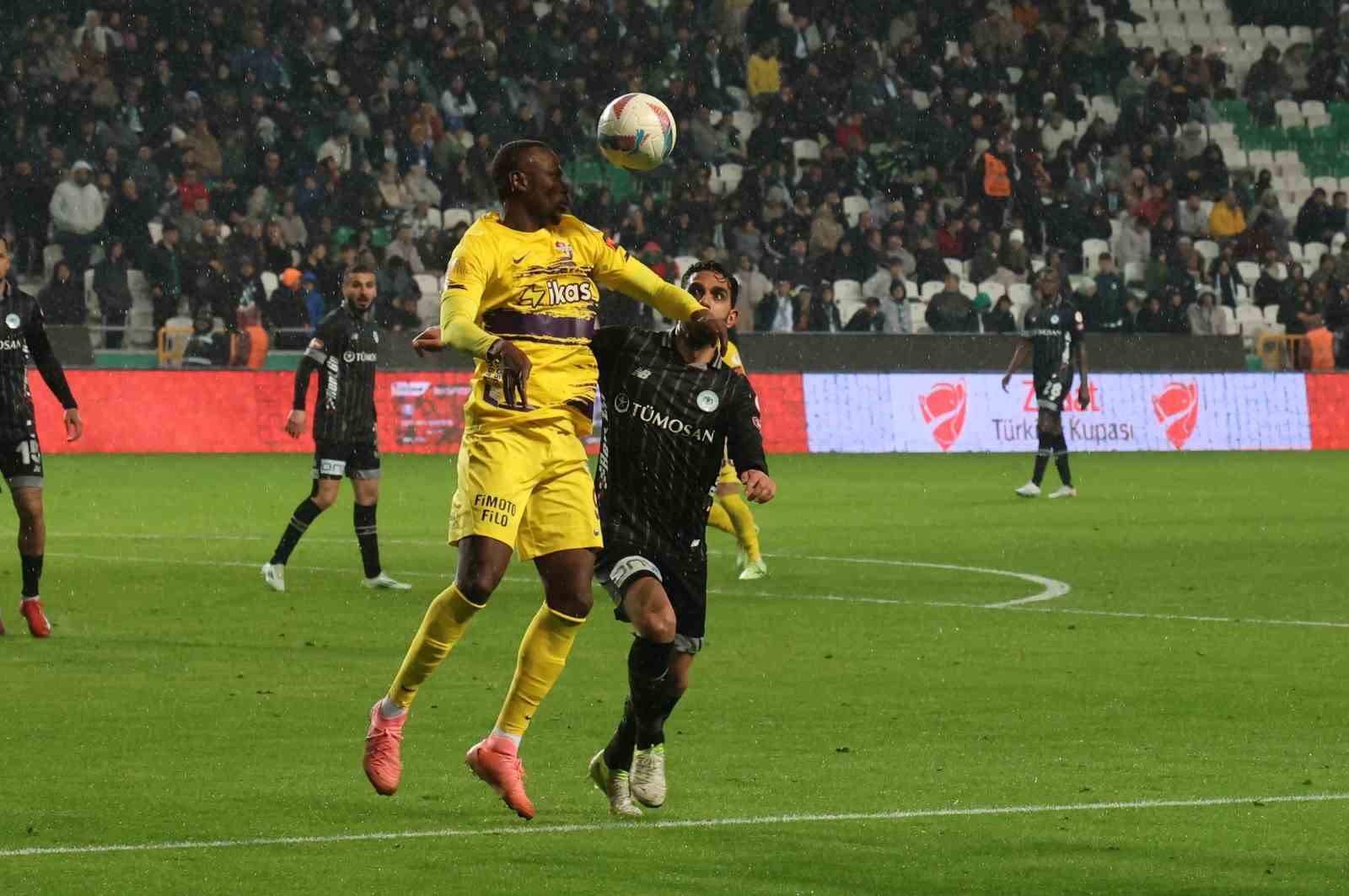 Konyaspor ile Ey&uuml;pspor 4. randevuda
