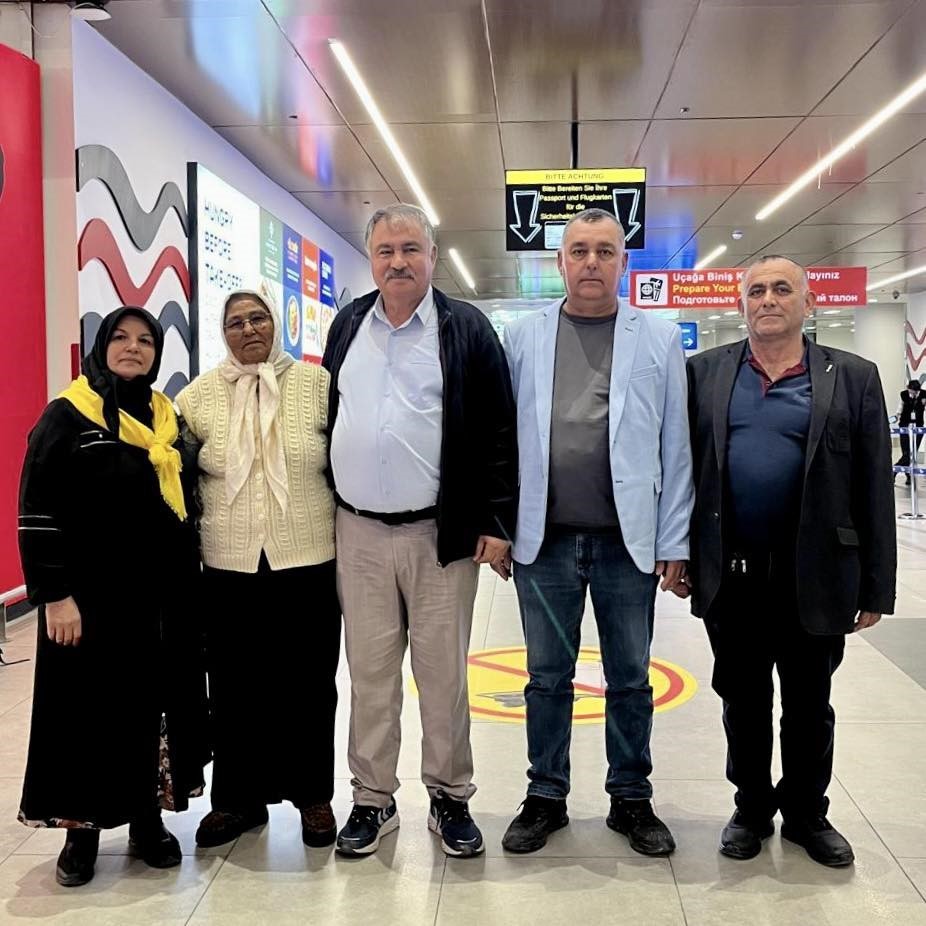 Beyağa&ccedil; Belediye Başkanı P&uuml;t&uuml;n, Umre ibadeti i&ccedil;in kutsal topraklara gitti
