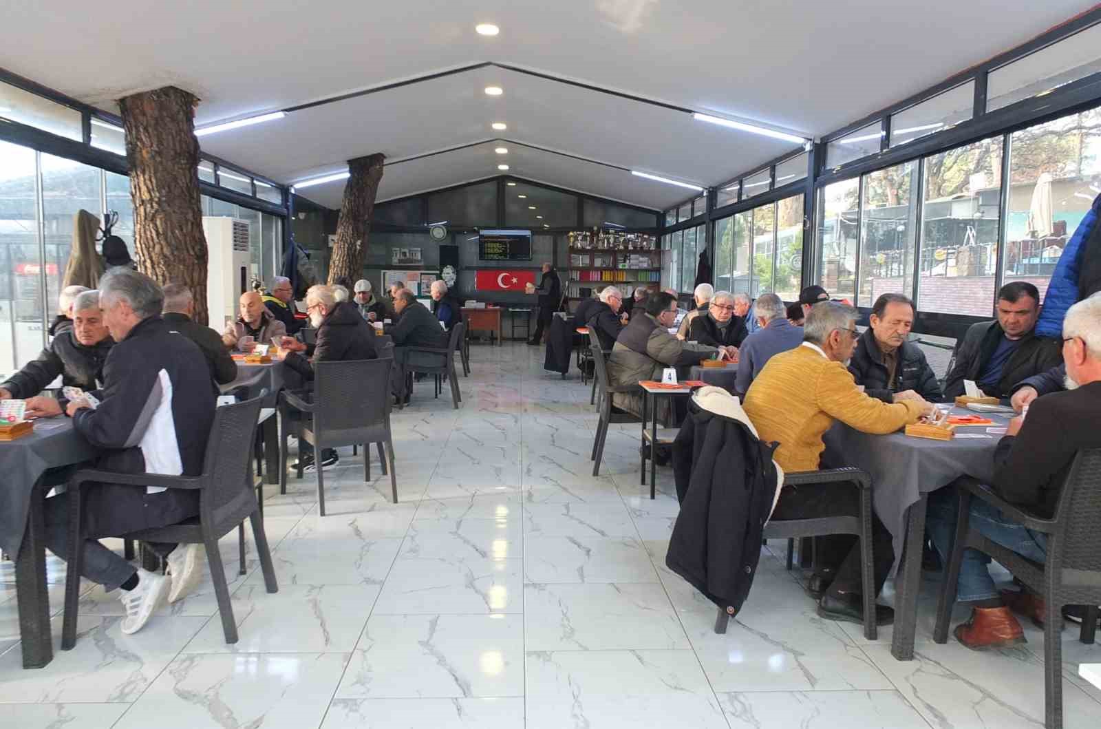 Burhaniye Kuzey Ege&rsquo;de Bri&ccedil; sporunun merkezi oldu
