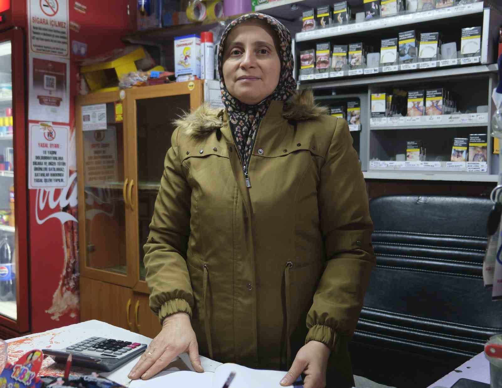 Karaman&rsquo;da hayırsever, mahalle bakkalındaki borcu kapattı
