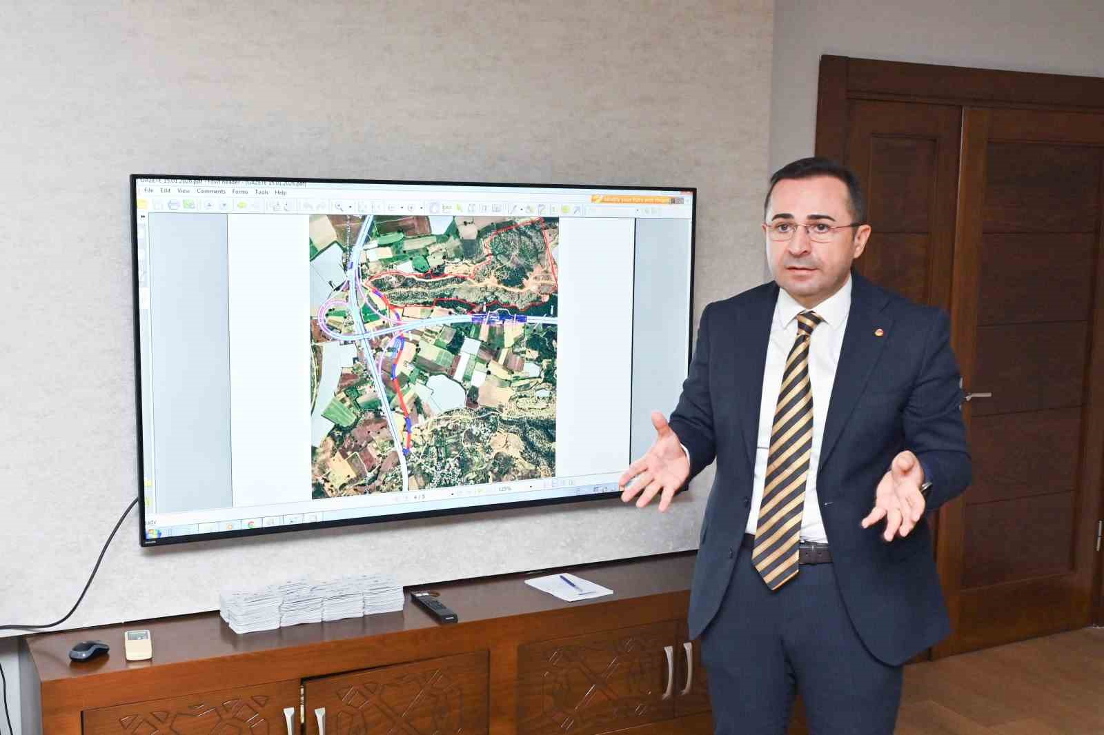 Başkan G&uuml;ng&ouml;r: "&Ouml;nceliğimiz Manavgat ekonomisini &ccedil;eşitlendirmek"
