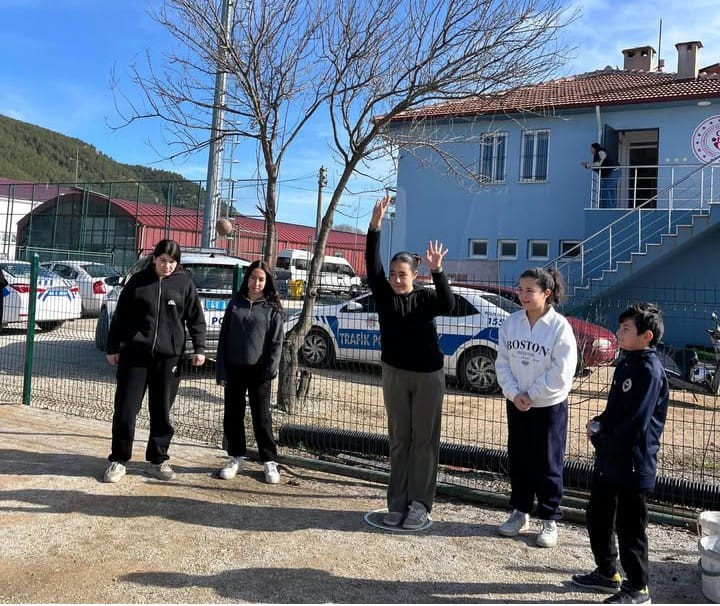 Ula’da sporun birleştirici gücü kuşaklar Bocce sahasında buluştu