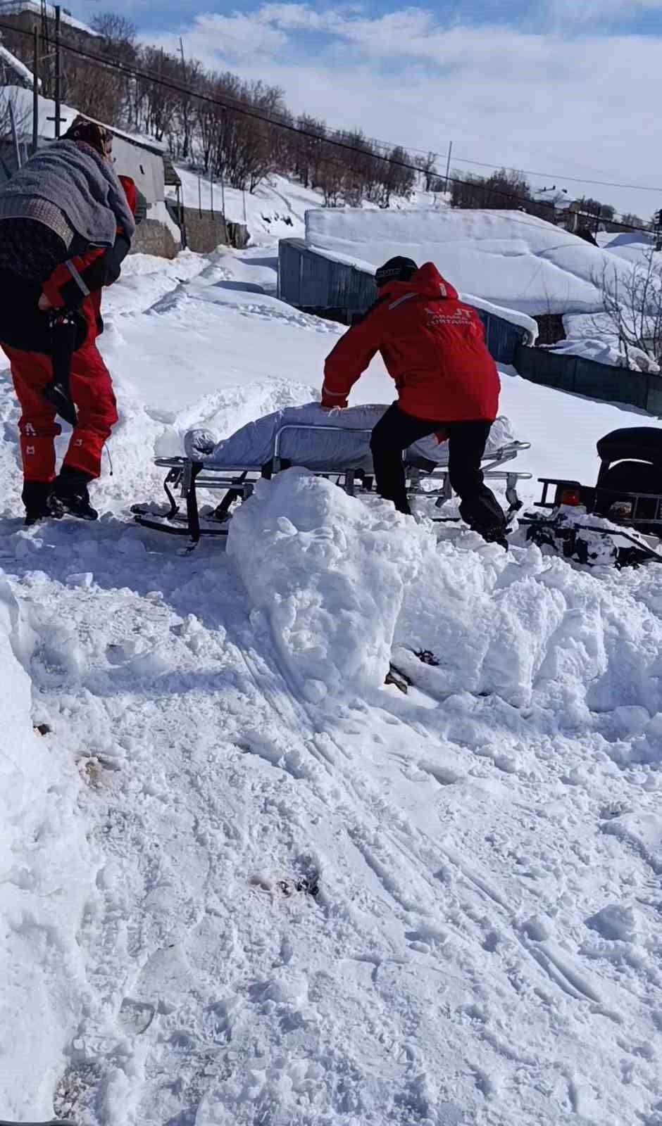 AKUT Bing&ouml;l&rsquo;den zorlu şartlarda hayat kurtaran operasyon
