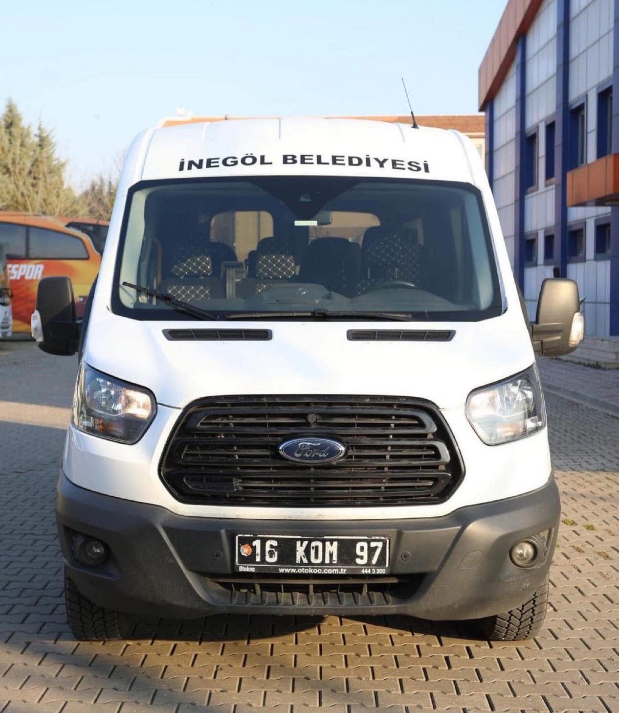 İneg&ouml;l Belediyesi&rsquo;nden &uuml;cretsiz hastane servisi
