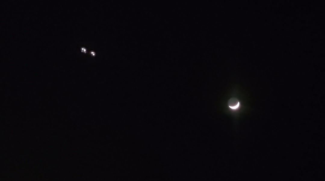 Van&rsquo;da 2026&rsquo;nın ilk hilal ay g&ouml;rsel ş&ouml;len sundu
