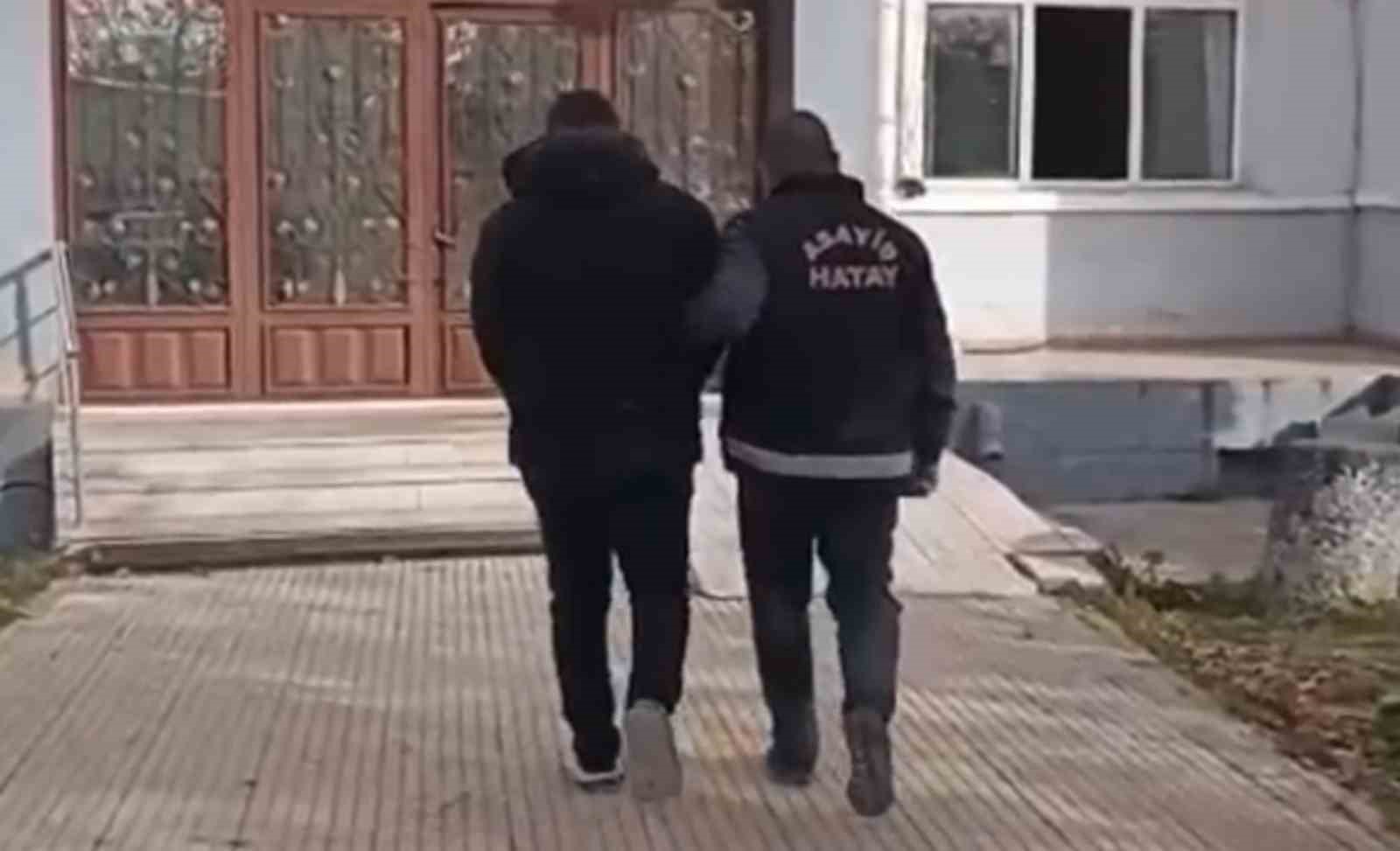 Hatay&rsquo;da aranan 4 h&uuml;k&uuml;ml&uuml; yakalandı
