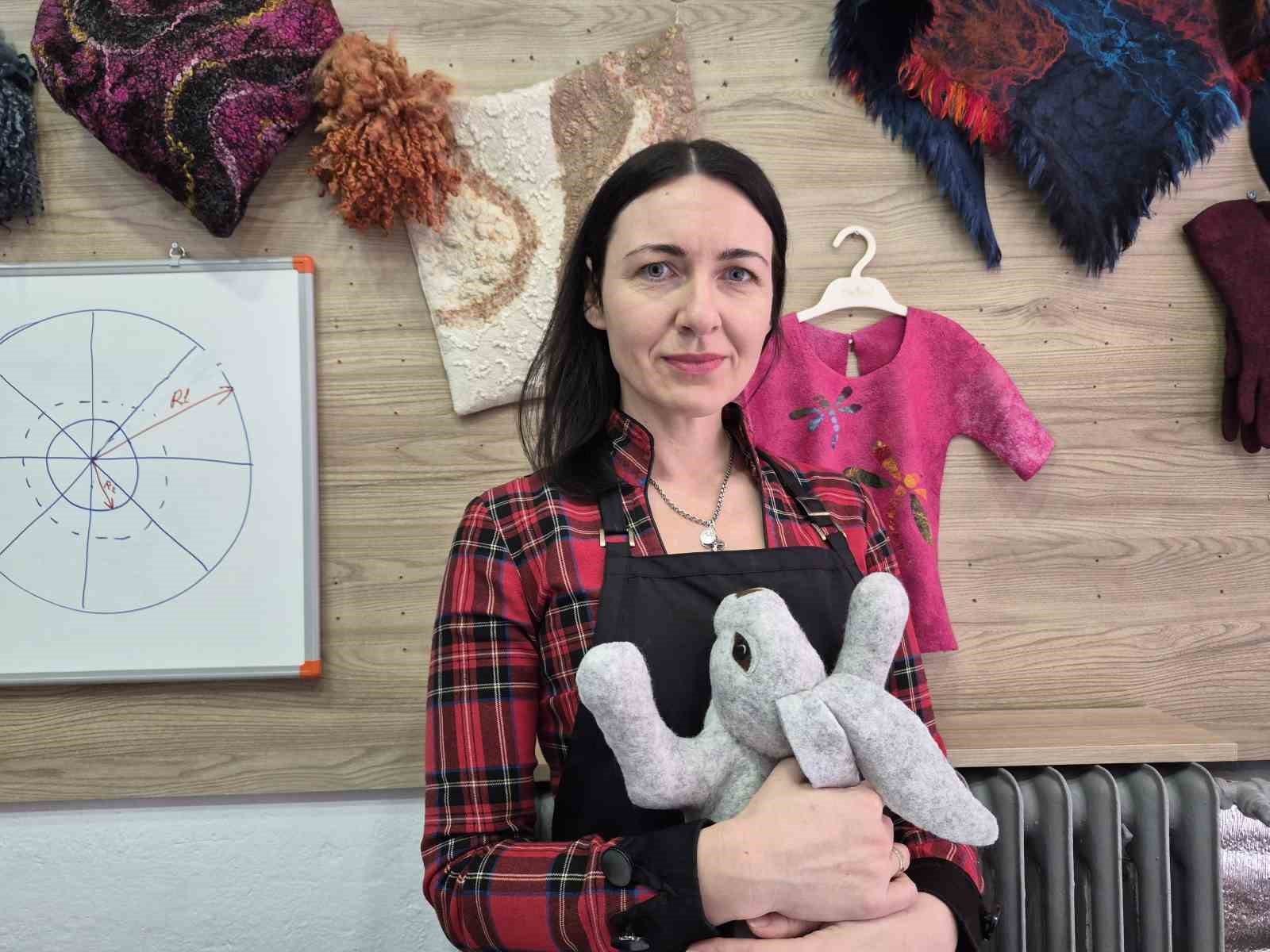 Rusya&rsquo;da &ouml;ğrendiği ke&ccedil;e ustalığını Eskişehir&rsquo;de s&uuml;rd&uuml;r&uuml;yor
