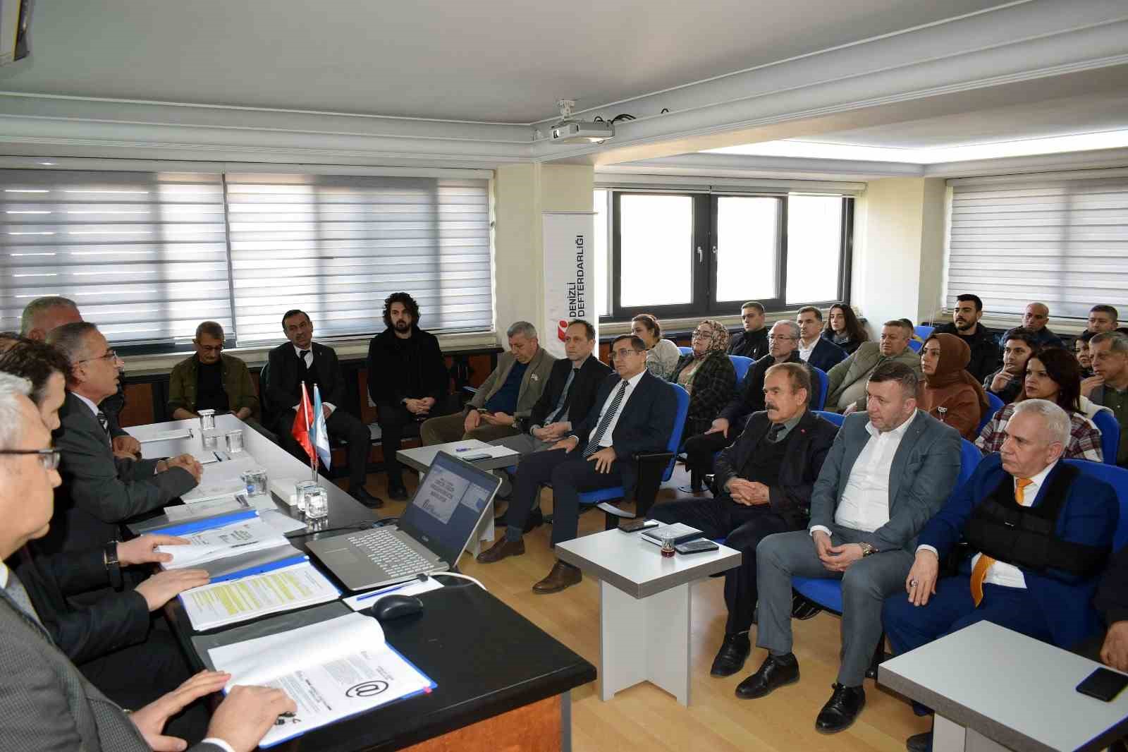 Denizli&rsquo;de basit usulden ger&ccedil;ek usule ge&ccedil;iş esnafa anlatıldı
