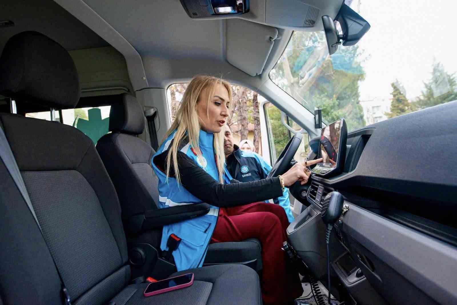 Muğla UMKE&rsquo;ye tam donanımlı lojistik ara&ccedil;
