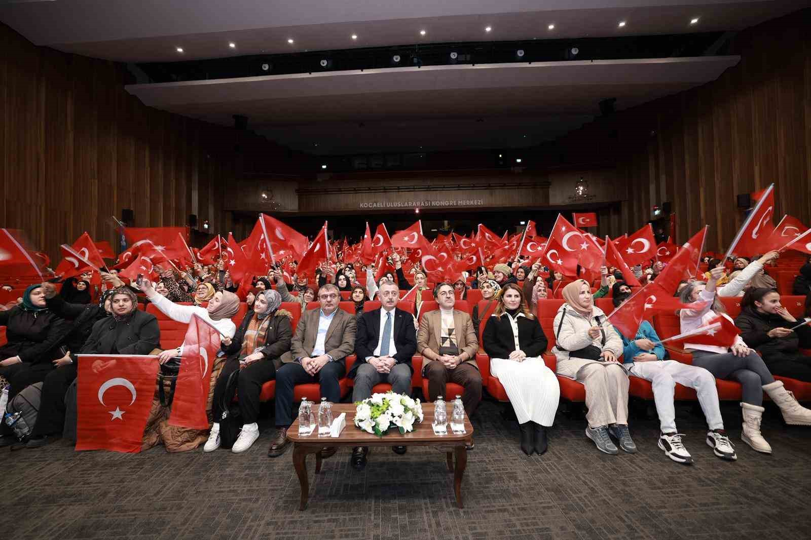 Akran zorbalığında "ev i&ccedil;i" tehlikeye dikkat &ccedil;ekildi
