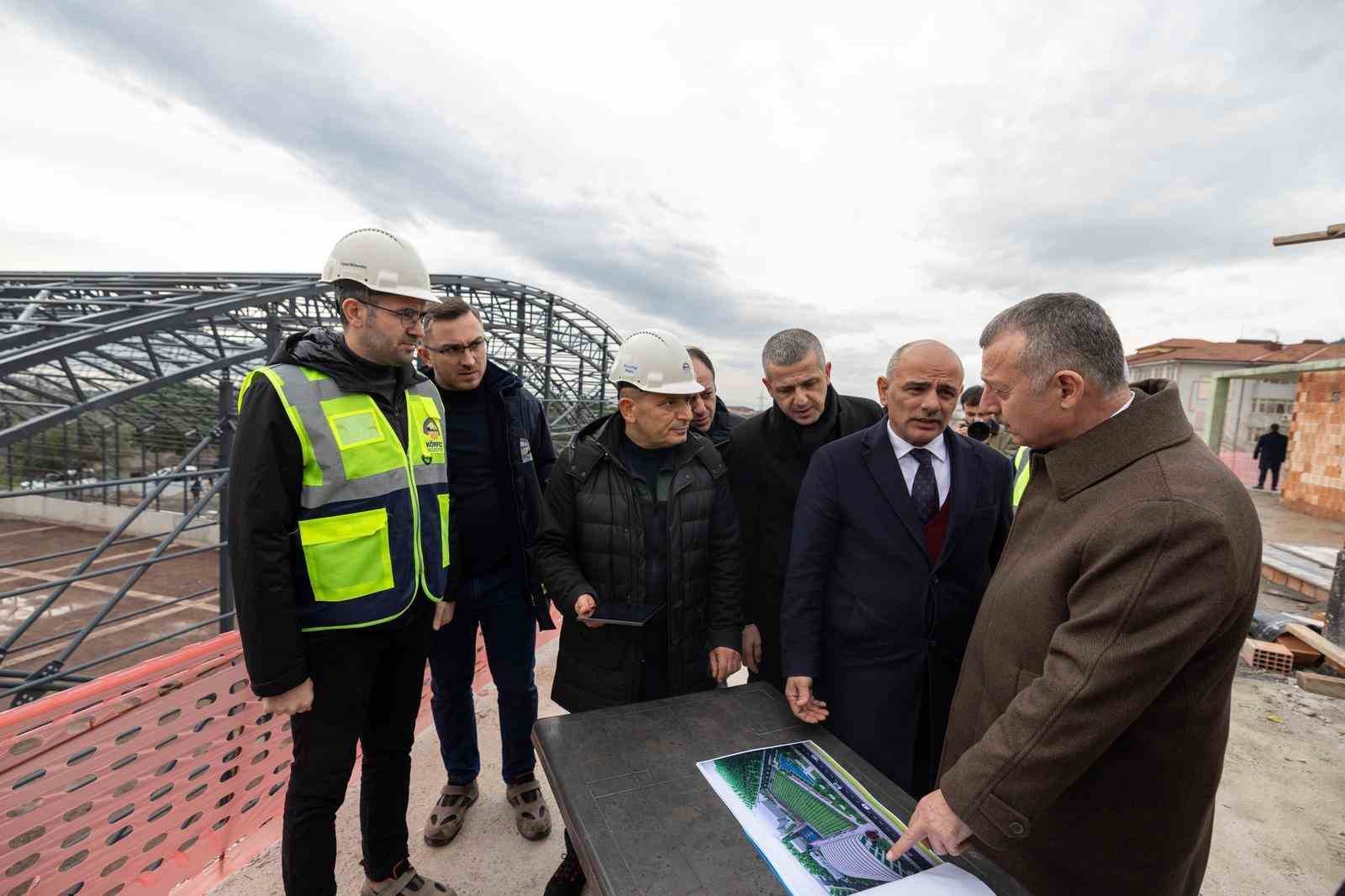 B&uuml;y&uuml;kakın: "Kocaelispor&rsquo;umuzu Avrupa standartlarında bir tesise kavuşturacağız"
