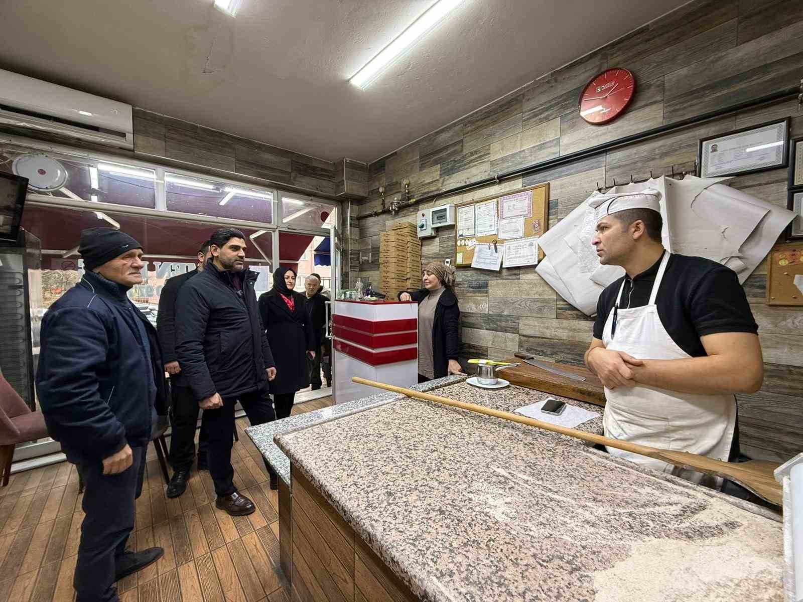 AK Parti teşkilatından esnaf ziyareti
