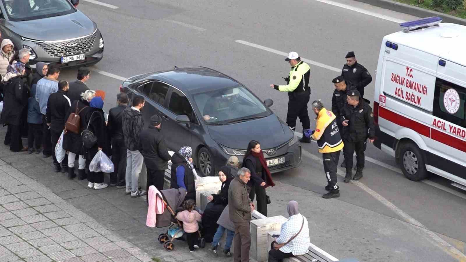 Cumhuriyet Meydanı&rsquo;nda otopark girişinde kaza: 1 yaralı
