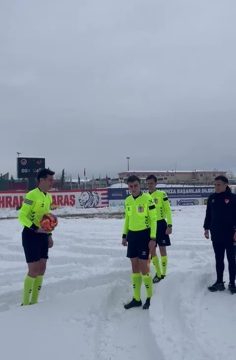 Kahramanmaraş İstiklalspor - 1461 Trabzon FK maçı kar sebebiyle ertelendi