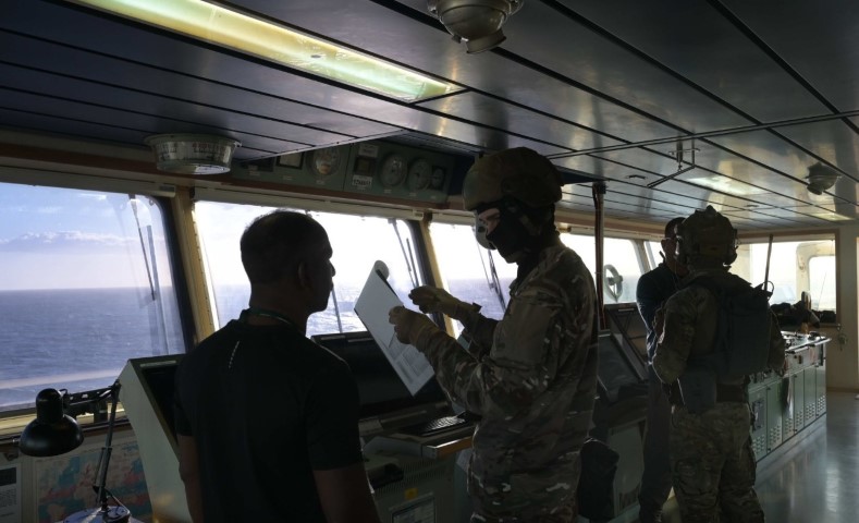 Fransa, Akdeniz&rsquo;de Rus tankerine el koydu